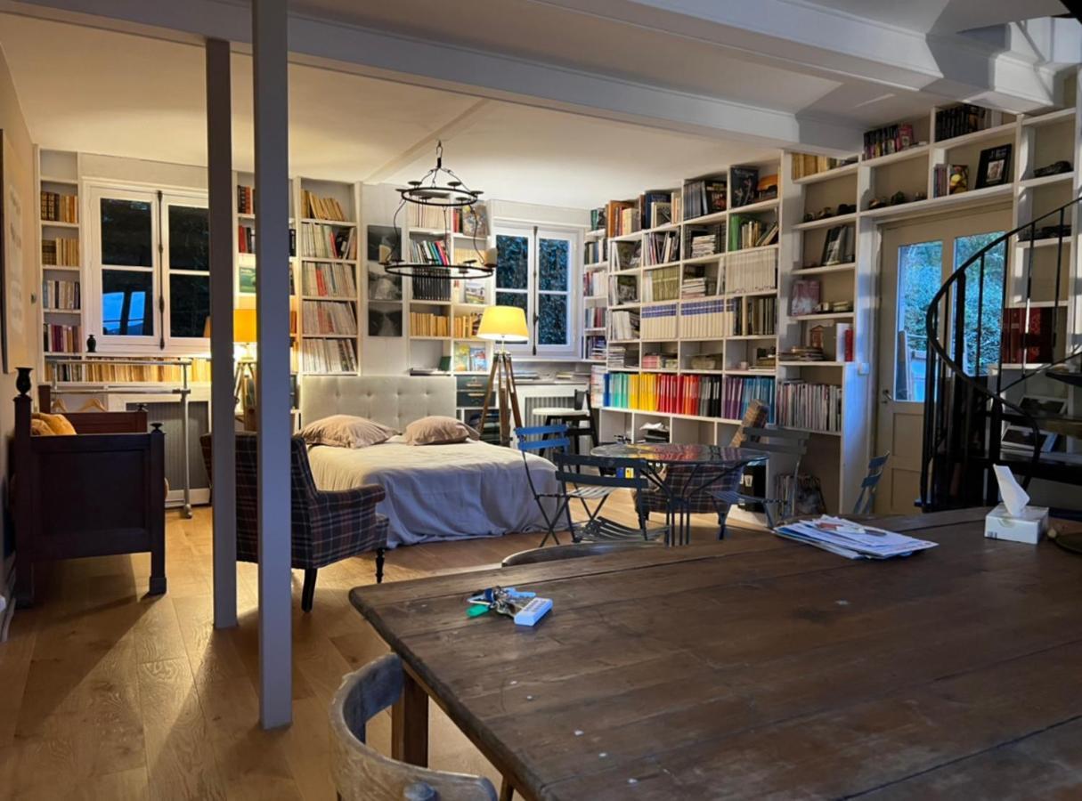 L'Atelier Du Paysagiste - Maison D'Artiste Ζιβερνί Εξωτερικό φωτογραφία